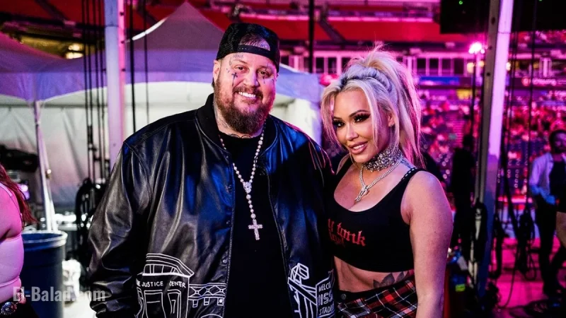 Jelly Roll’s Wife Defends Country Singer Against Criticism Over Remarkable 200-Pound Weight Loss