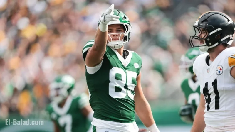 Jets and Mason Taylor Visit Dolphins Reviving Cool Memories of His Hall of Fame Dad