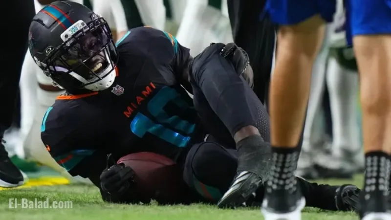Tyreek Hill Injury Update: Dolphins Star Faces Season-Ending Setback After Knee Dislocation and ACL Tear