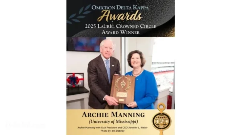Archie Manning Wins 2025 Laurel Crowned Circle Award from Omicron Delta Kappa