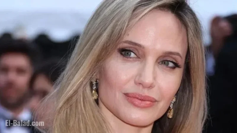 Angelina Jolie Cautiously Uses Botox to Maintain Natural Look