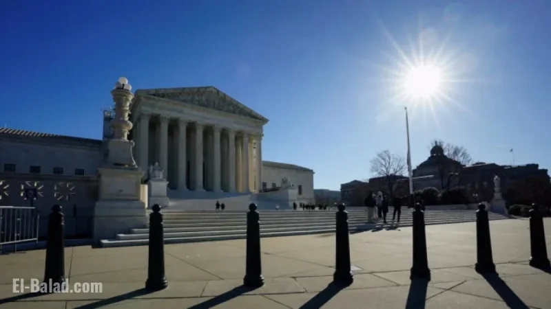 US Supreme Court Begins New Term with Pivotal Trump Cases