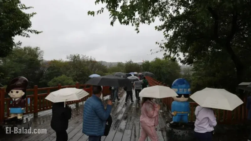 Occasional Rain and Cool Temperatures Persist Nationwide: Keep a Jacket Handy