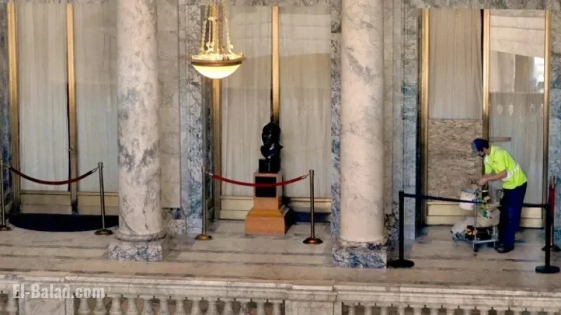 Intruder Vandalizes Washington Capitol in Olympia on October 5