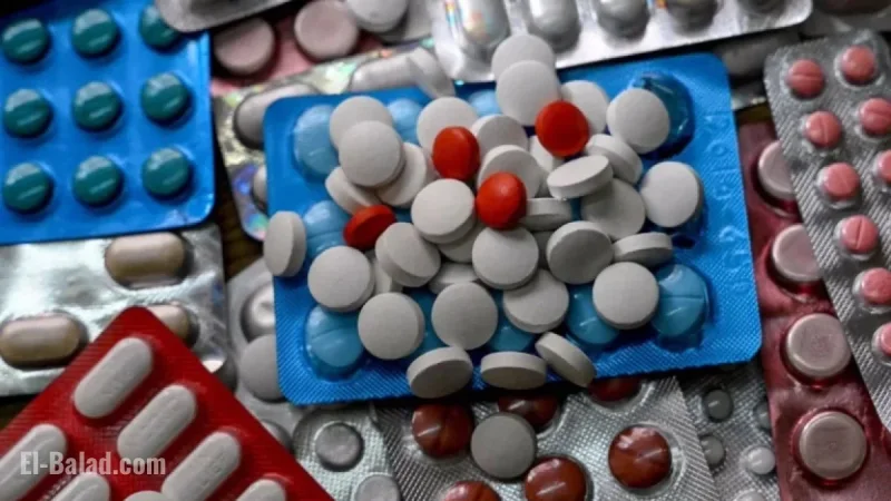 Study: Common Pill-Taking Habit May Trigger Seizures in Seniors