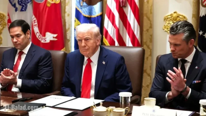 Trump Signs Columbus Day Proclamation, Earns Spontaneous Applause from Cabinet