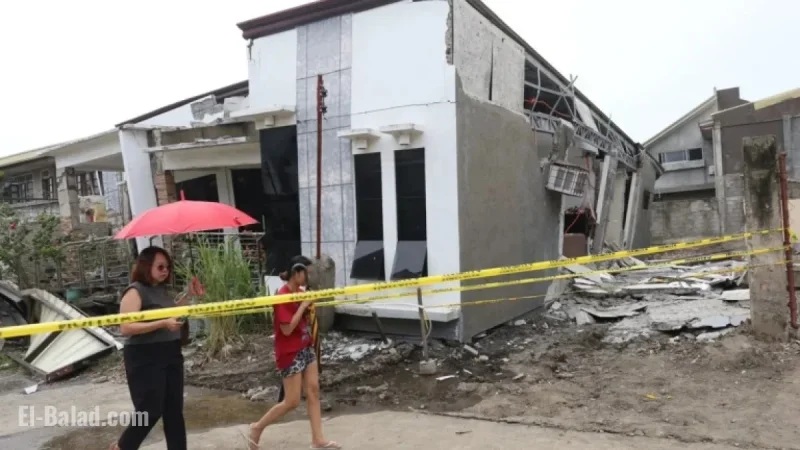 Massive 7.6-Magnitude Earthquake Hits Off Southern Philippines Coast