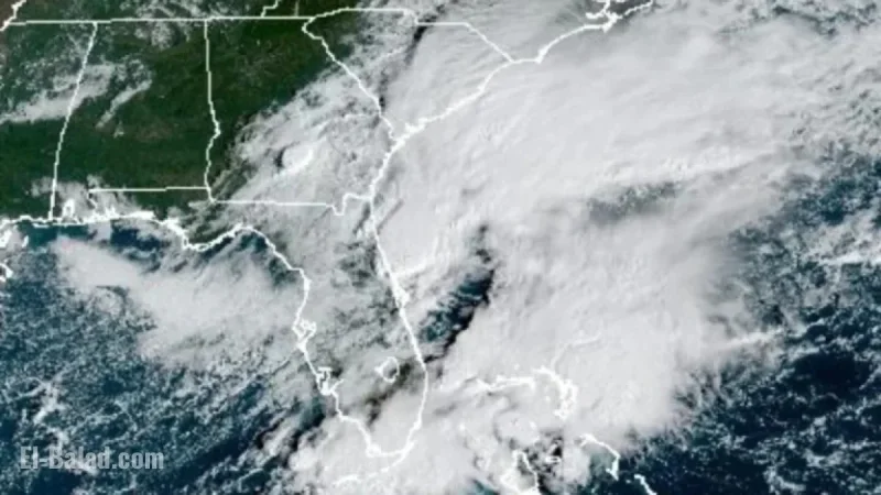 Tropical Storms Heighten Flood Risk in Carolinas with Rising Tides