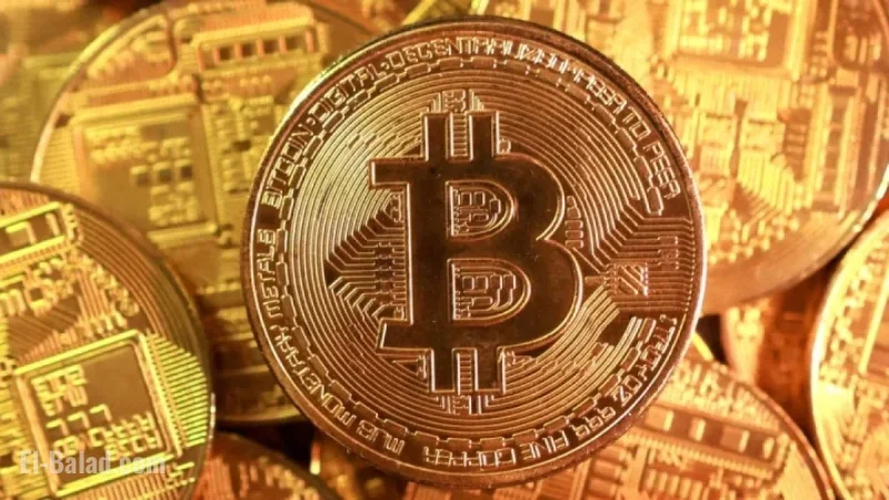 Bitcoin Falls to $104,782 Amid Escalating US-China Trade War