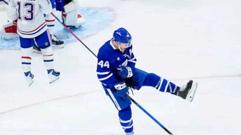 Leafs Applaud Rielly’s Determination in Opening Night Win