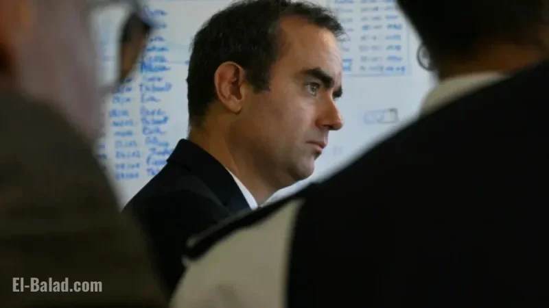 French Political Crisis Escalates into a Vaudeville Drama