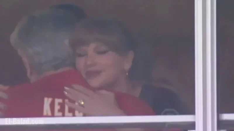 Taylor Swift, Caitlin Clark Share Suite at Lions-Chiefs Game