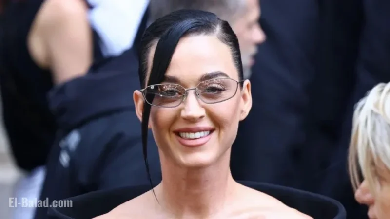 Katy Perry, Justin Trudeau Spotted Kissing Aboard Yacht