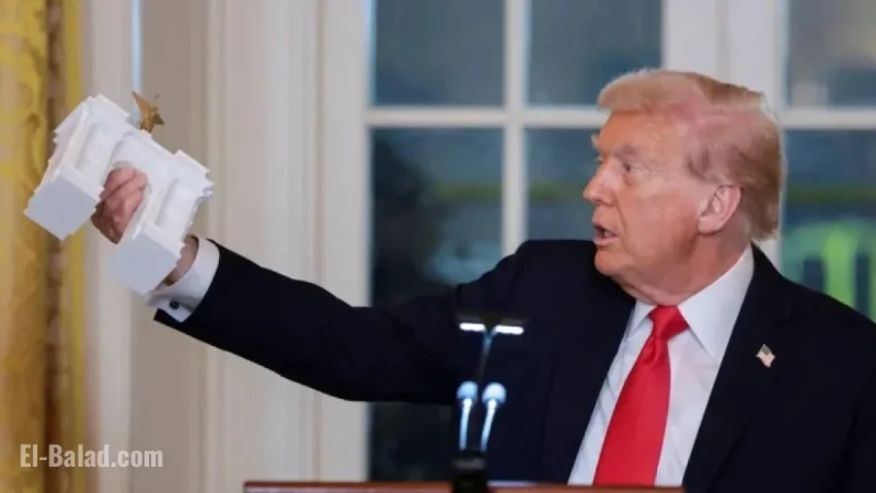 Trump Unveils Independence Arch Model, Promises Stunning Design