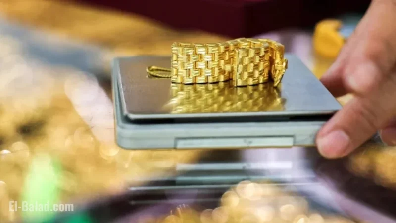 Bank Stocks Plummet Amid US Lender Concerns; Gold Reaches New High