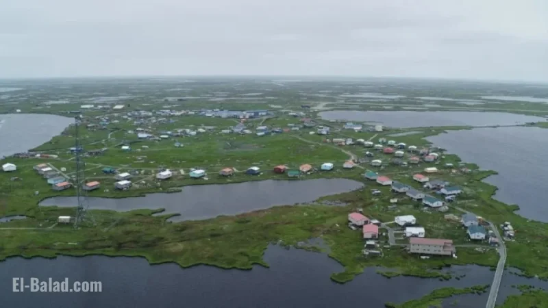 Alaskan Evacuees Grateful for Survival After Fleeing Storm-Ravaged Communities