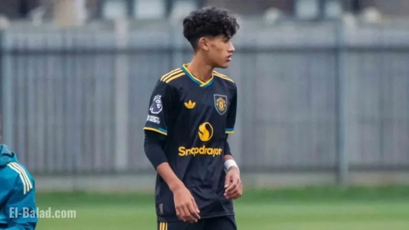 15-Year-Old Manchester United Prodigy Joins First Team Training Session