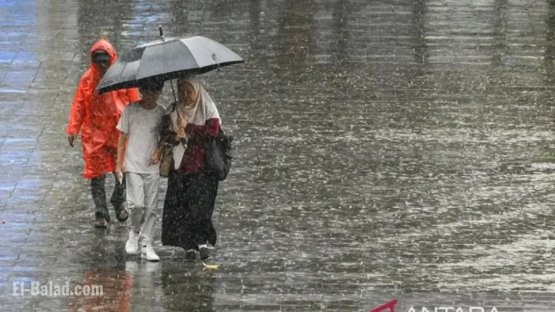 Study Highlights Pollution Risk as Jakarta Rain Contains Microplastics