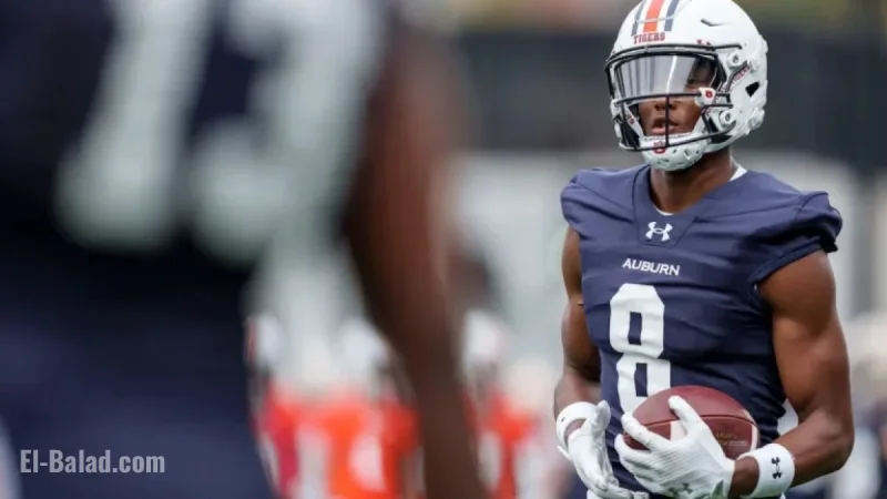 Cam Coleman Shines with Stunning One-Handed Touchdown Catch for Auburn vs. Arkansas
