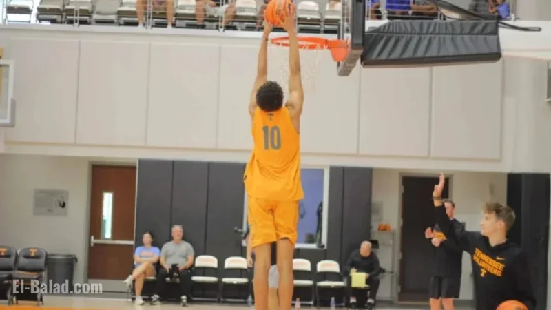Nate Ament, 6’10” Tennessee Freshman, Believes He’s Still Growing