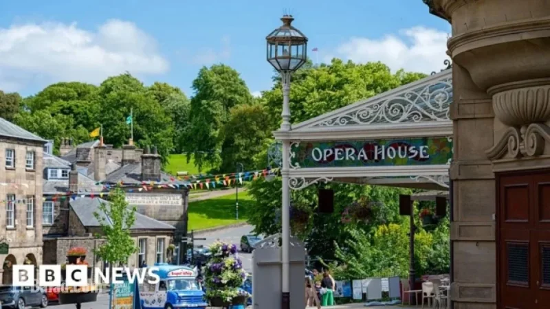 Buxton: Small Town’s Shift to Reform UK Amid Low Immigration