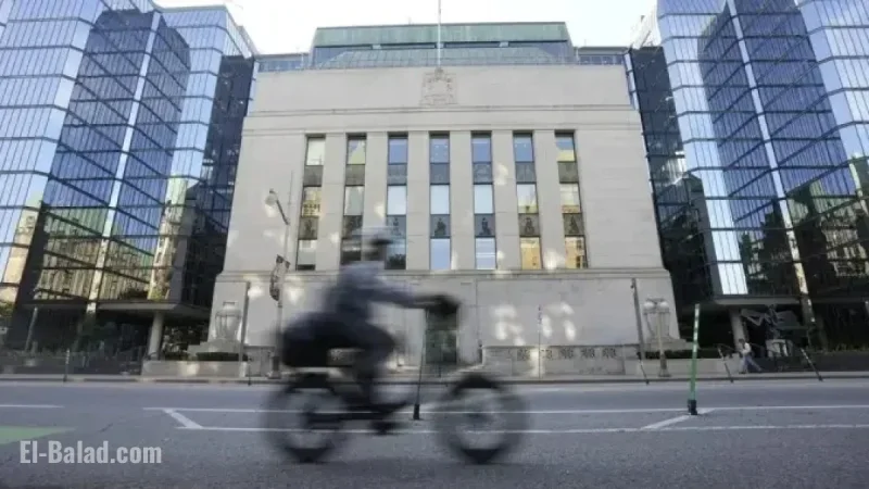 Economists Debate Possible Bank of Canada Interest Rate Cut This Week