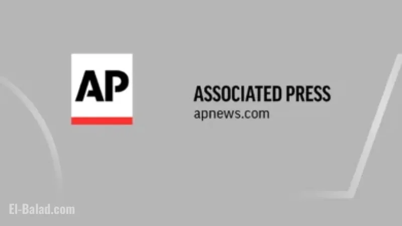 Man Allegedly Stabs Two Teens with Fork on Flight – The Washington Post