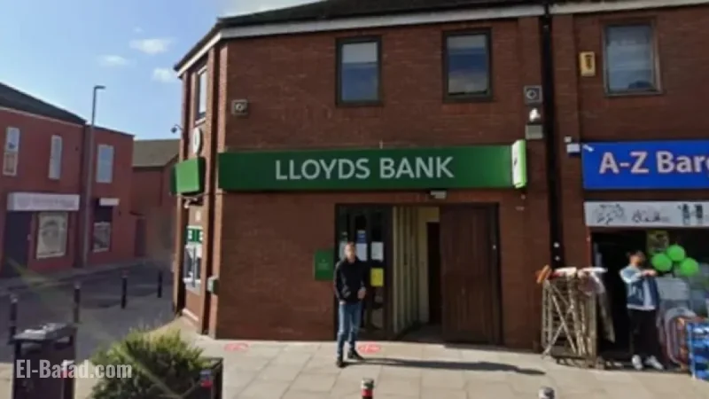 Lloyds, Barclays, NatWest, Halifax, and Santander Closing 24 Branches in November
