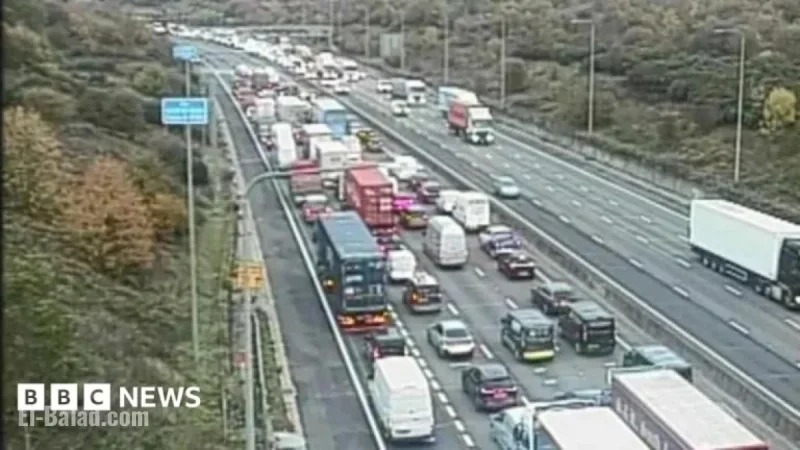 M25 Collision and Vehicle Fire Spark Essex Traffic Congestion