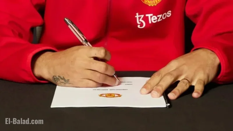 Manchester United Faces Surprising Decision with Clear Solution