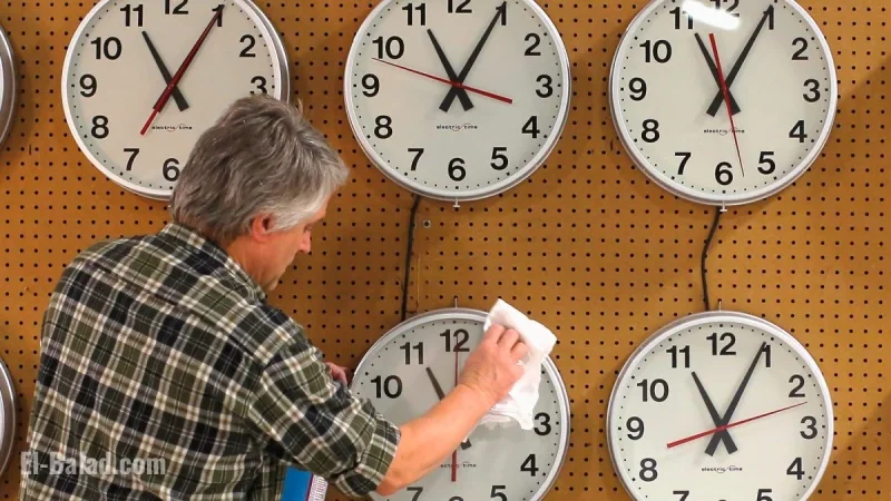 When does the time change? Your 2025 fall “clock back” guide for the U.S., UK, Europe—and key exceptions