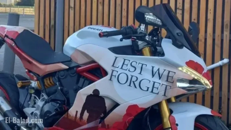 Taxi Company Provides Free 400-Mile Trips for British War Heroes on Remembrance Sunday