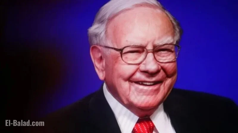 Berkshire Hathaway Sells $6.1B in Stocks, Amasses Record Cash Reserve