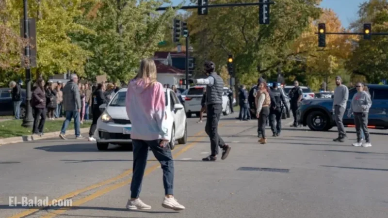 Community Faces Off with Federal Agents: Eyewitness Accounts