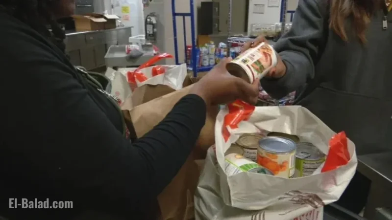Food Pantries Overwhelmed in Kentucky, Indiana Amid SNAP Benefit Delays