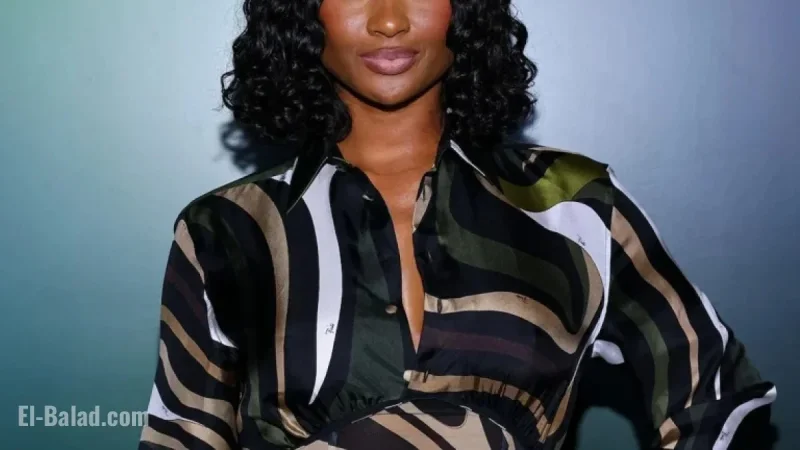 Kayla Nicole Comments on Travis Kelce’s Ex and Toni Braxton Costume