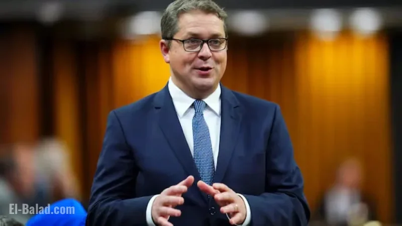 Conservatives Accuse Liberals of Undemocratic Tactics Amid Departure Crisis
