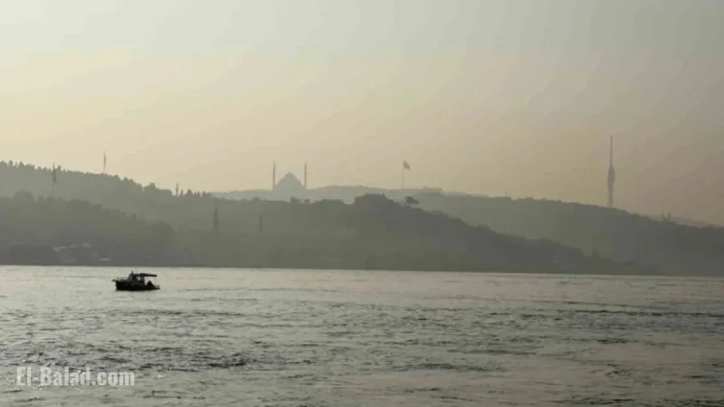 Fog Envelops İstanbul’s Bosphorus Area