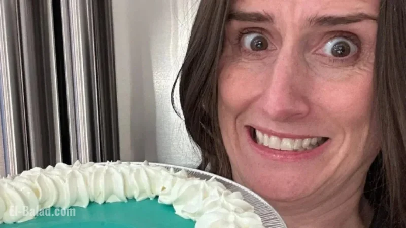 I Survived Eating Taco Bell’s Mountain Dew Baja Blast Pie!