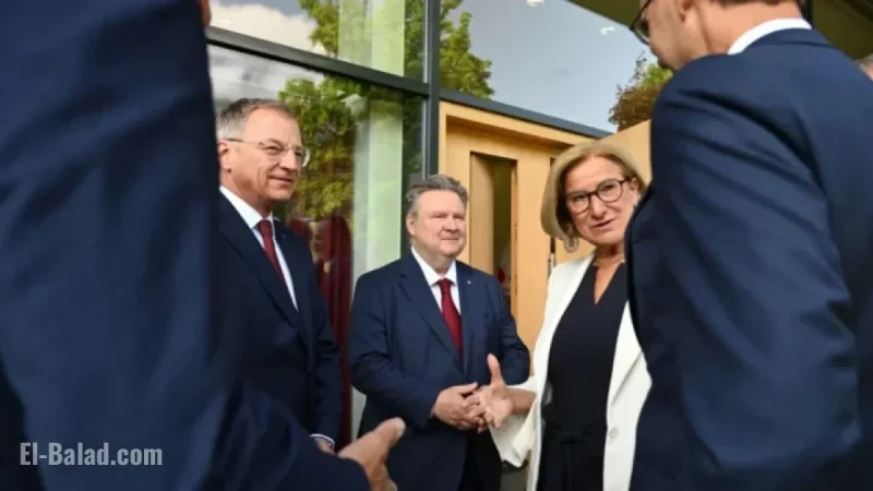 Politician Salaries Increase Exclusively in Upper Austria