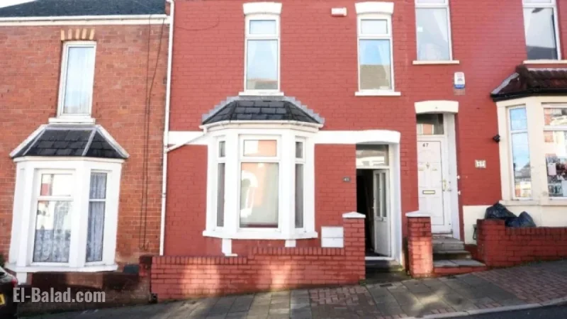 Stay at Doris’s “Gavin & Stacey” Home for Just £18/Night
