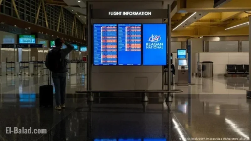 US Airlines Ground Hundreds of Flights for Second Consecutive Day