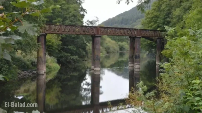 Alert Issued: High Tides Threaten Gloucestershire with Flood Risk