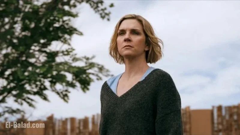 Pluribus Review: Breaking Bad Creator Unveils 2025’s Smartest Sci-Fi Show