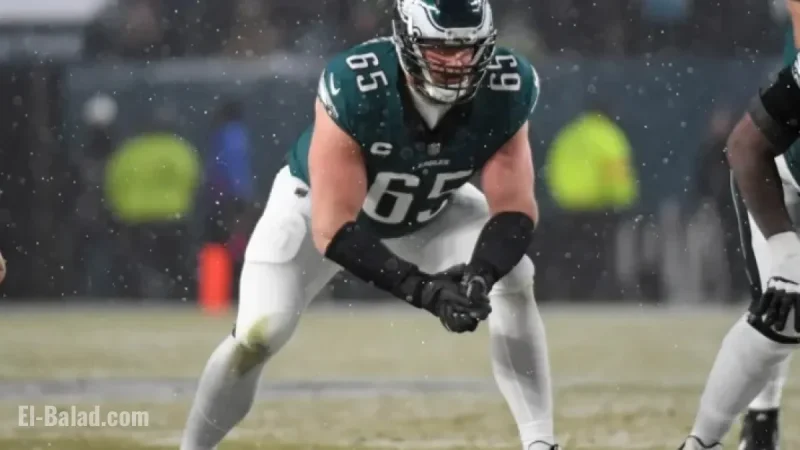Eagles’ Lane Johnson Injured: Right Tackle Limps Off Field