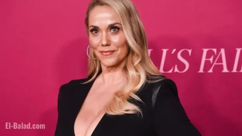 Elizabeth Berkley Faces Career Hurdles After ‘Showgirls’