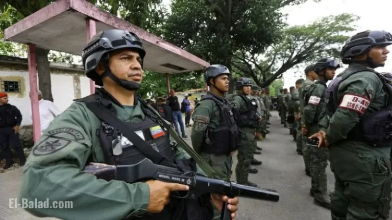 Venezuela Mobilizes Military as U.S. Warship Enters Region