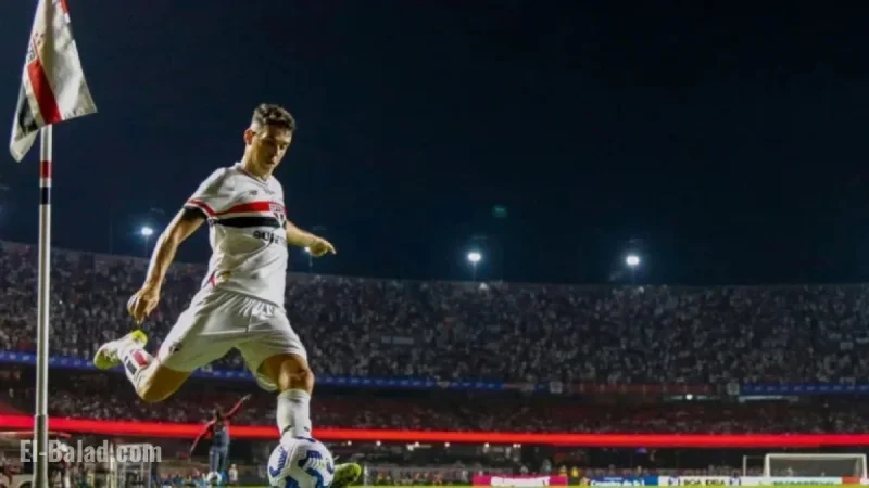 Former Chelsea Star Oscar Hospitalized with Heart Issue