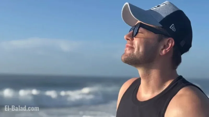 Actor Misdiagnoses Rare Cancer as Flu, Loses Half a Lung