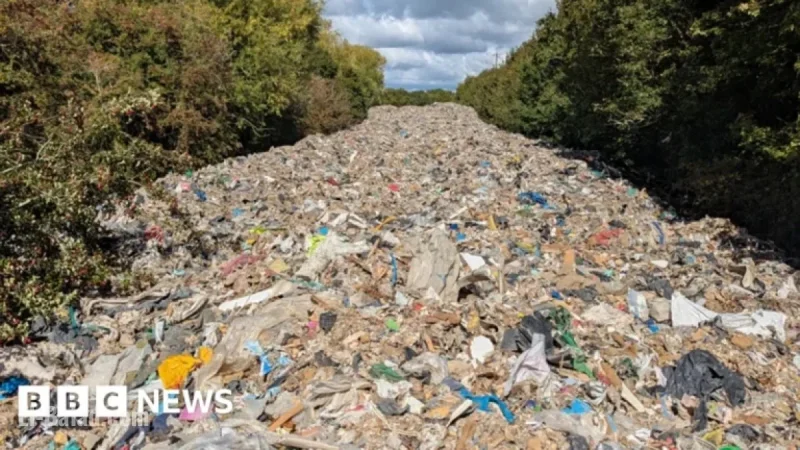Criminals Dump Massive Waste Pile in Kidlington Field